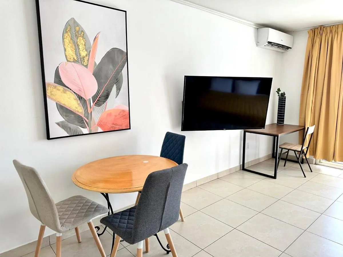 Appartamento Maho Beach House - Studio - Beach Access